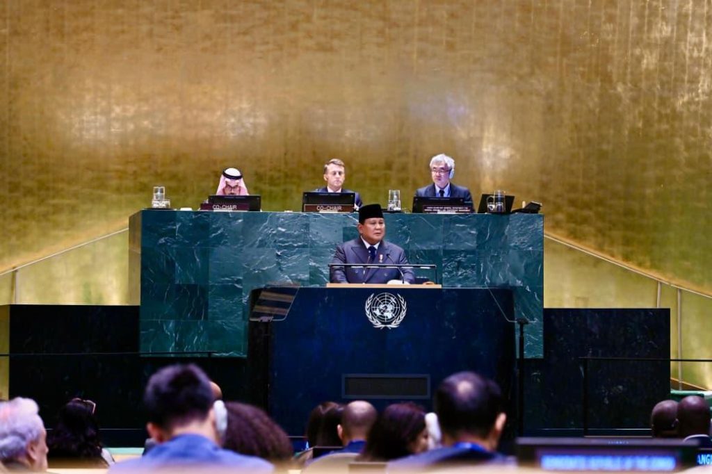 Foto: Presiden RI Prabowo Subianto menyampaikan pidato pada Konferensi Internasional Penyelesaian Damai Palestina di Markas Besar PBB, New York, Amerika Serikat, Senin (22/9/2025).